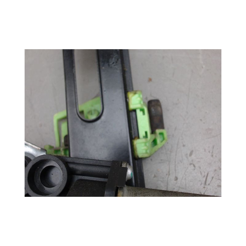 MECANISME LEVE-GLACE ARRIERE DROIT B.M.W. SERIE 1