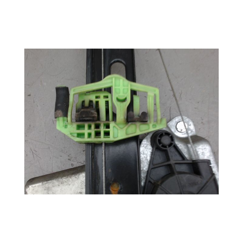MECANISME LEVE-GLACE ARRIERE DROIT B.M.W. SERIE 1