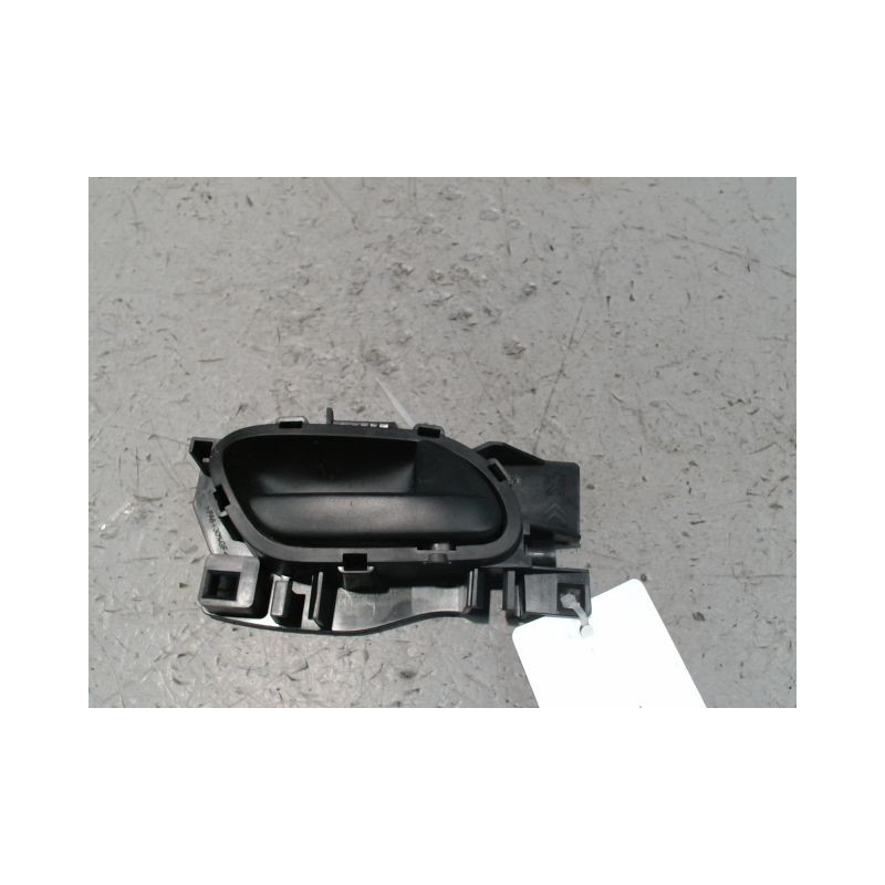 POIGNEE INTERIEURE PORTE AVANT DROIT CITROEN BERLINGO FOURGON 2008-