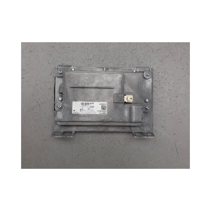 ECRAN GPS PEUGEOT 208