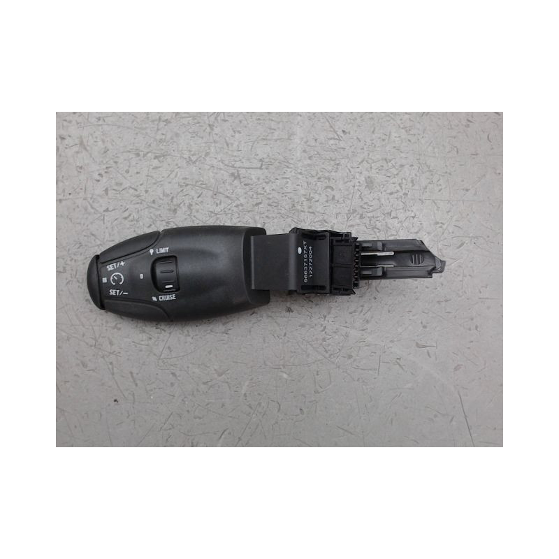 COMMANDE REGULATEUR/LIMITATEUR VITESSE PEUGEOT 3008