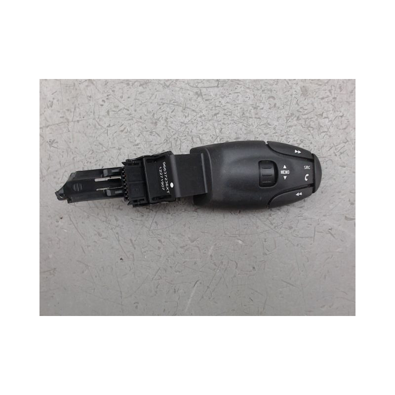 COMMANDE AUTORADIO PEUGEOT 3008