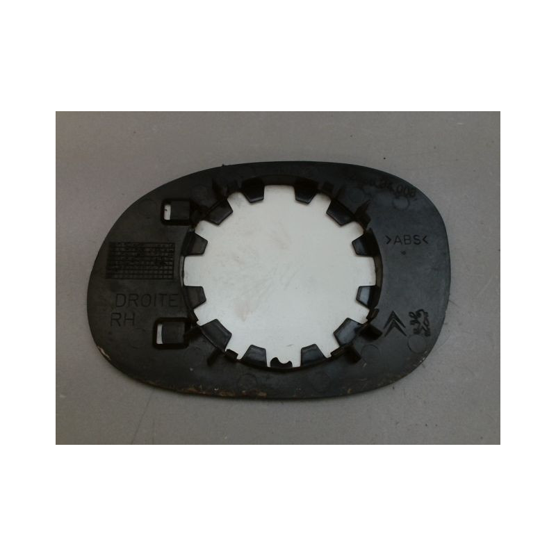 GLACE RETROVISEUR EXT D PEUGEOT 206