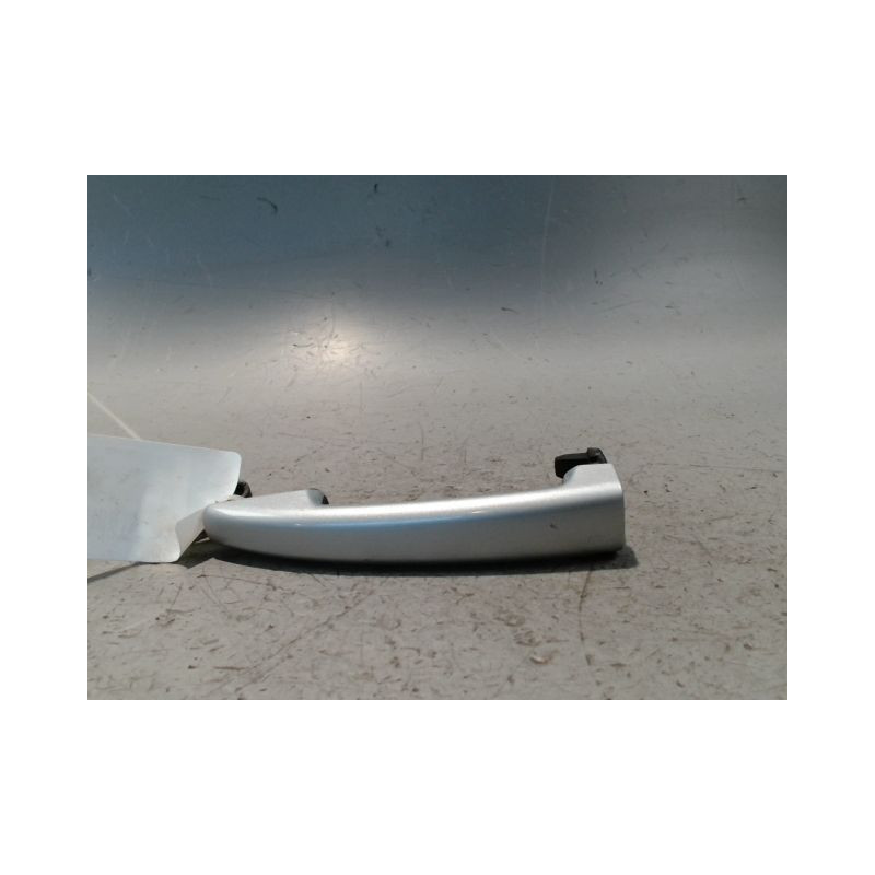 POIGNEE EXTERIEURE PORTE AVANT GAUCHE PEUGEOT 308 2007-
