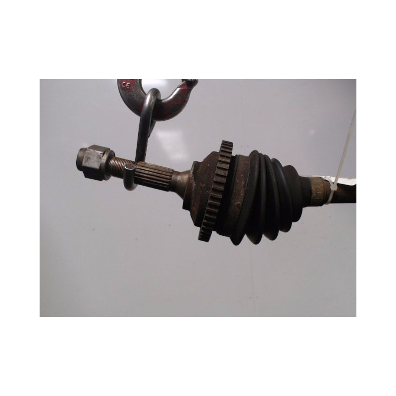 TRANSMISSION AVANT GAUCHE PEUGEOT 206+ 2009- 1.4 i
