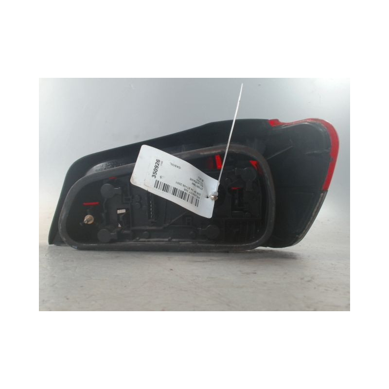 FEU ARRIERE GAUCHE  PEUGEOT 306 97-2001