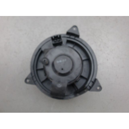 MOTEUR VENTILATEUR CHAUFFAGE FORD FOCUS