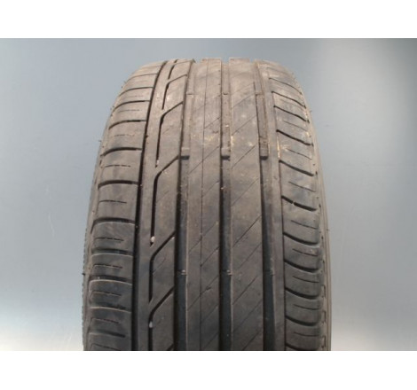 Pneu BRIDGESTONE TURANZA T001 215 45 16 90 V