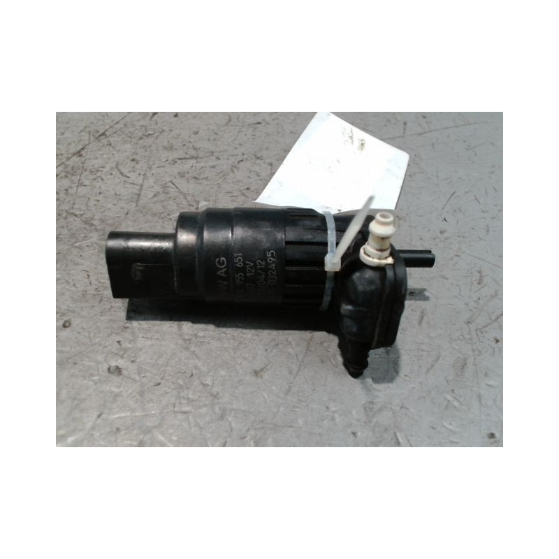 POMPE LAVE-GLACE AVANT VOLKSWAGEN GOLF VI 2008-