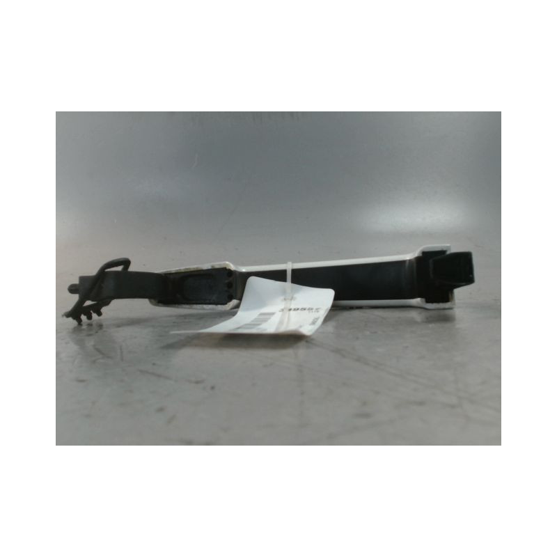 POIGNEE EXTERIEURE PORTE AVANT DROIT PEUGEOT 3008 2009-