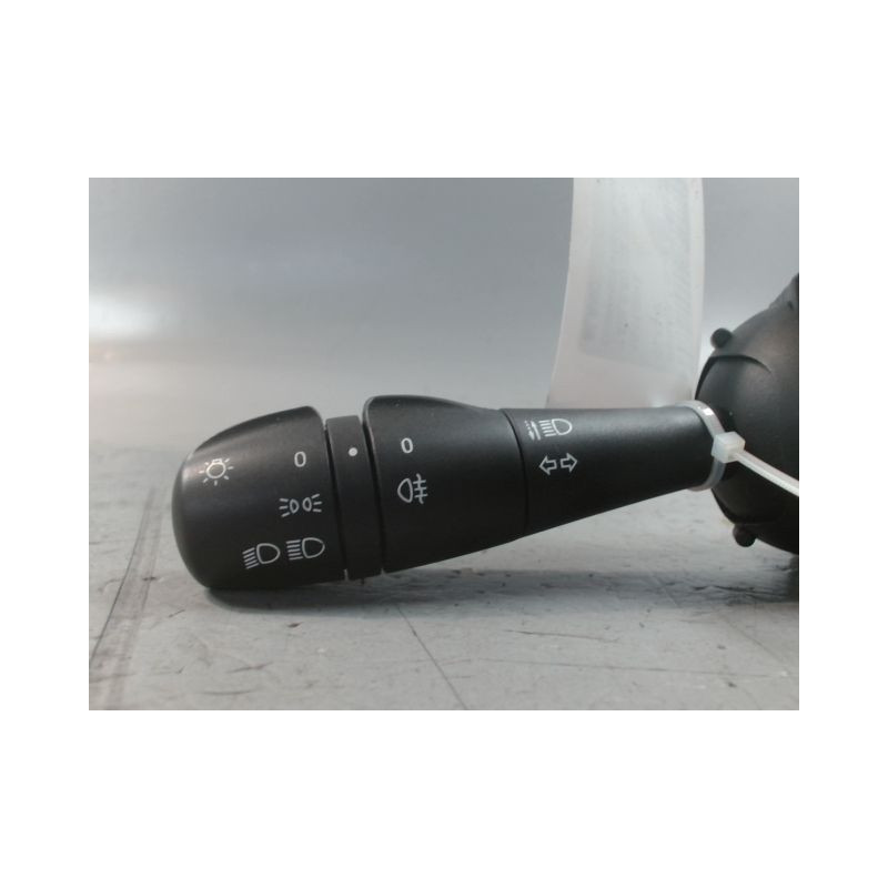 COMMANDE ESSUIE GLACE RENAULT CLIO IV