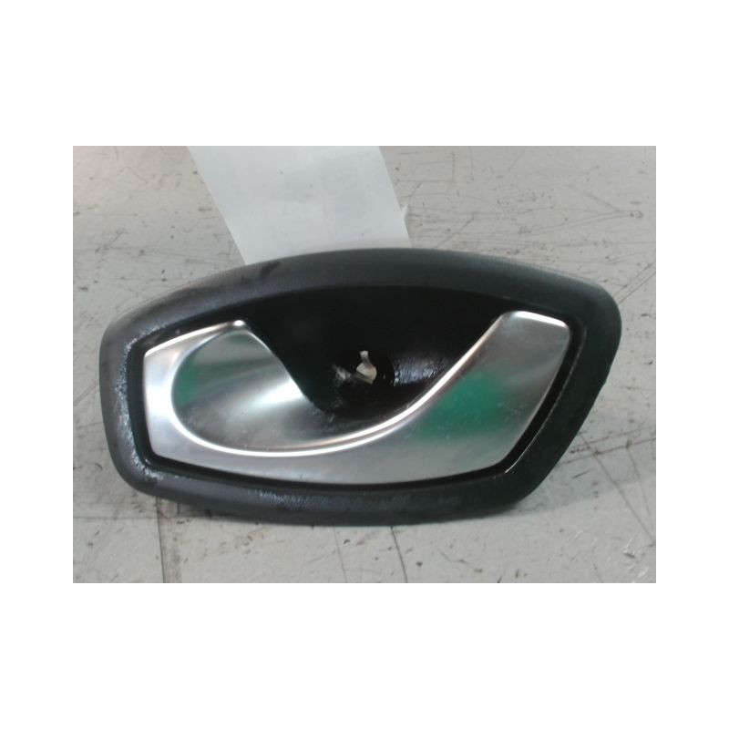 POIGNEE INTERIEURE PORTE ARRIERE GAUCHE RENAULT CLIO IV