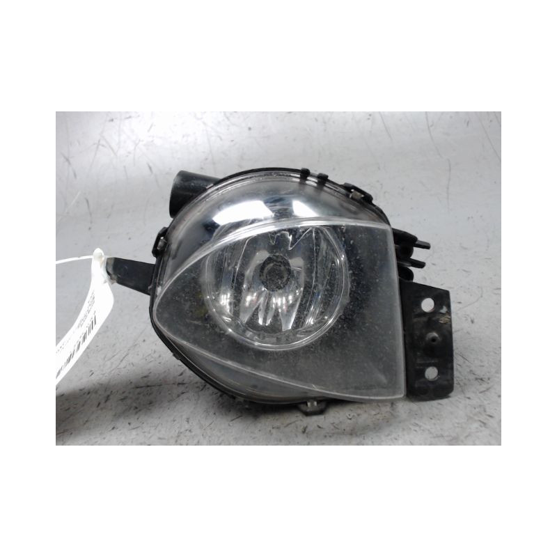 PHARE ANTIBROUILLARD AVANT DROIT B.M.W. SERIE 3