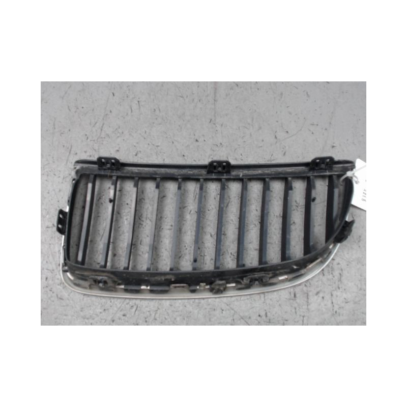GRILLE CALANDRE DROIT B.M.W. SERIE 3