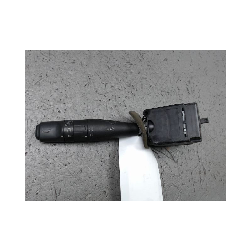 COMMANDE CLIGNOTANT CITROEN SAXO 99-
