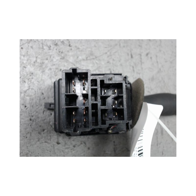 COMMANDE CLIGNOTANT CITROEN SAXO 99-