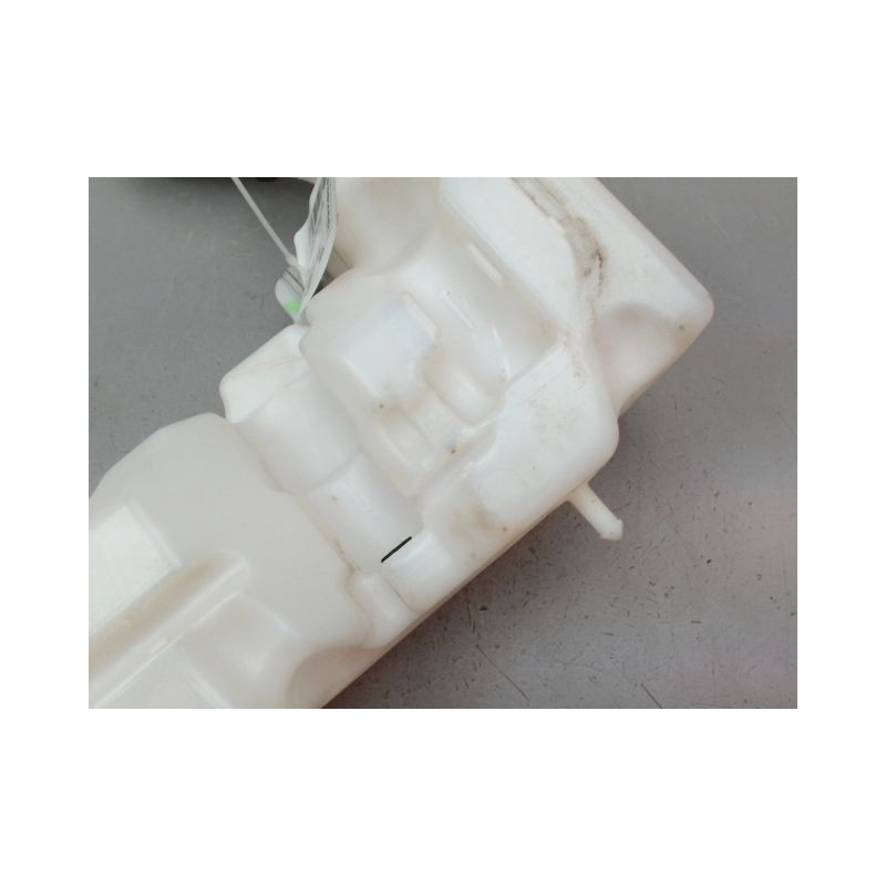 RESERVOIR LAVE-GLACE AVANT FIAT DUCATO FG III PHASE 1 -35- MOY. 2006-...