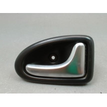 POIGNEE INTERIEURE PORTE AVANT DROIT OPEL VIVARO C1 F2700 4P