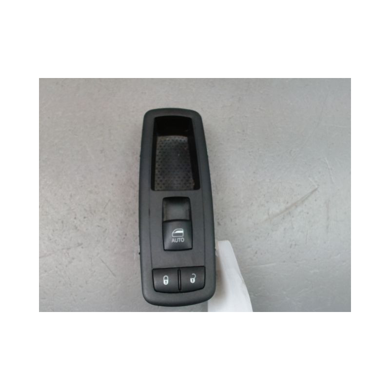 COMMANDE LEVE-GLACE PORTE AVD JEEP G.CHEROKE