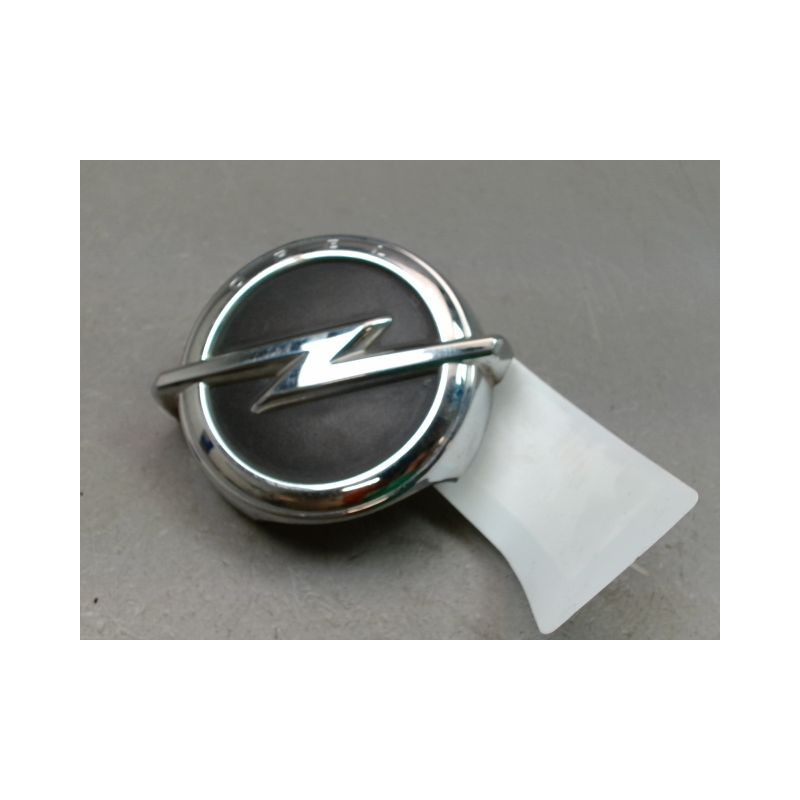 POIGNEE EXTERIEURE HAYON OPEL CORSA 2010-