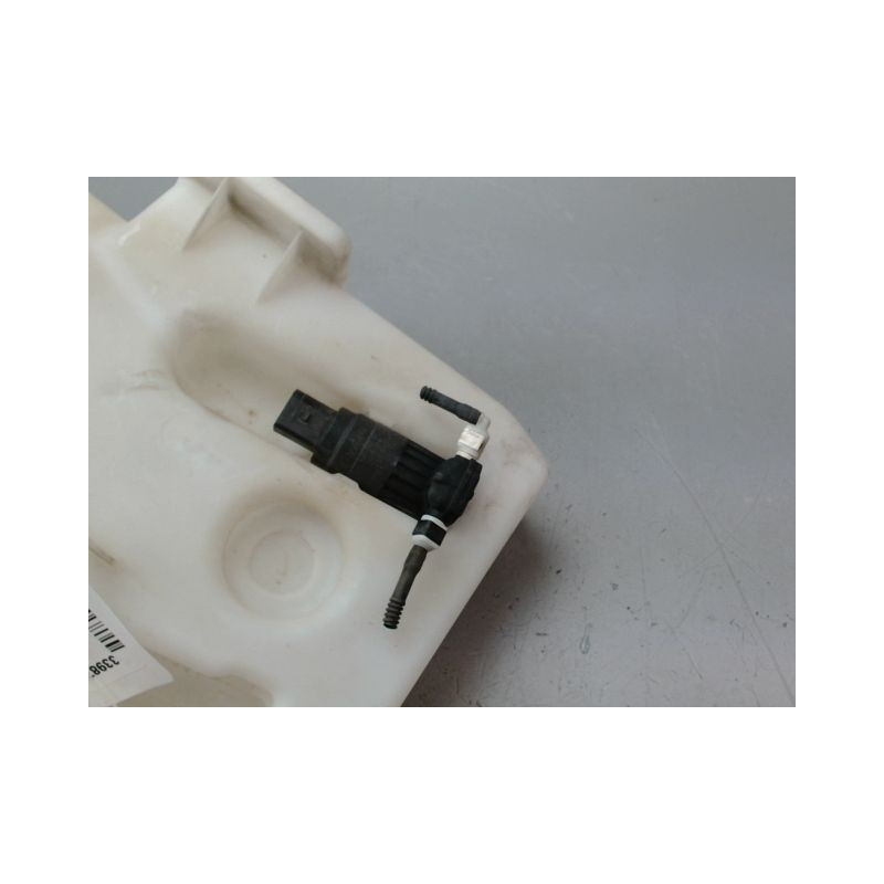 RESERVOIR LAVE-GLACE AVANT VOLKSWAGEN GOLF VI (1K) 2008-2013