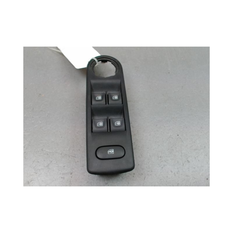 COMMANDE LEVE-GLACE PORTE AVG RENAULT CAPTUR Phase 1 2013-...