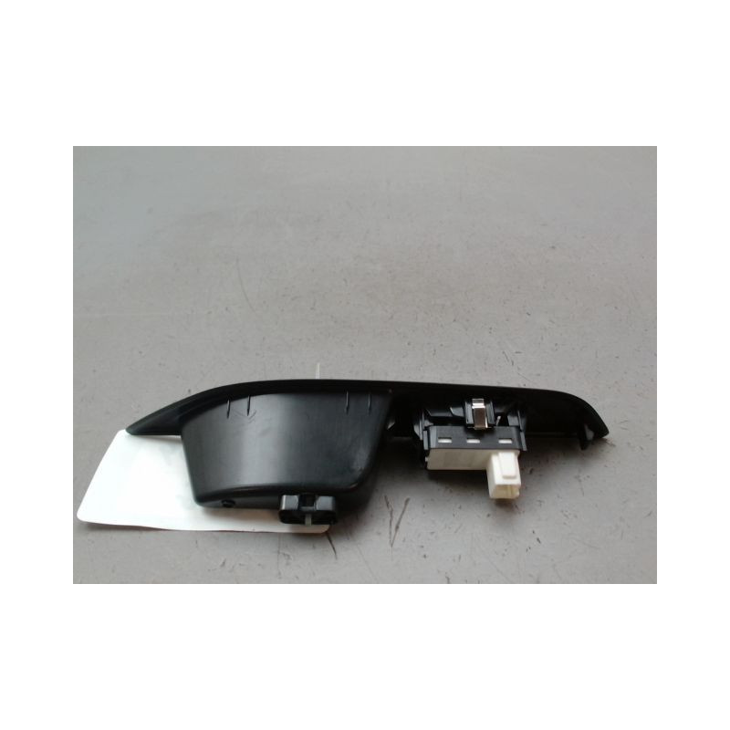COMMANDE LEVE-GLACE PORTE ARG PEUGEOT 208