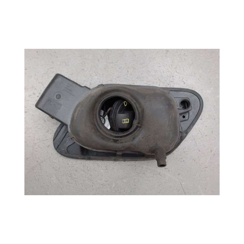 VOLET DE TRAPPE CARBURANT VOLKSWAGEN GOLF