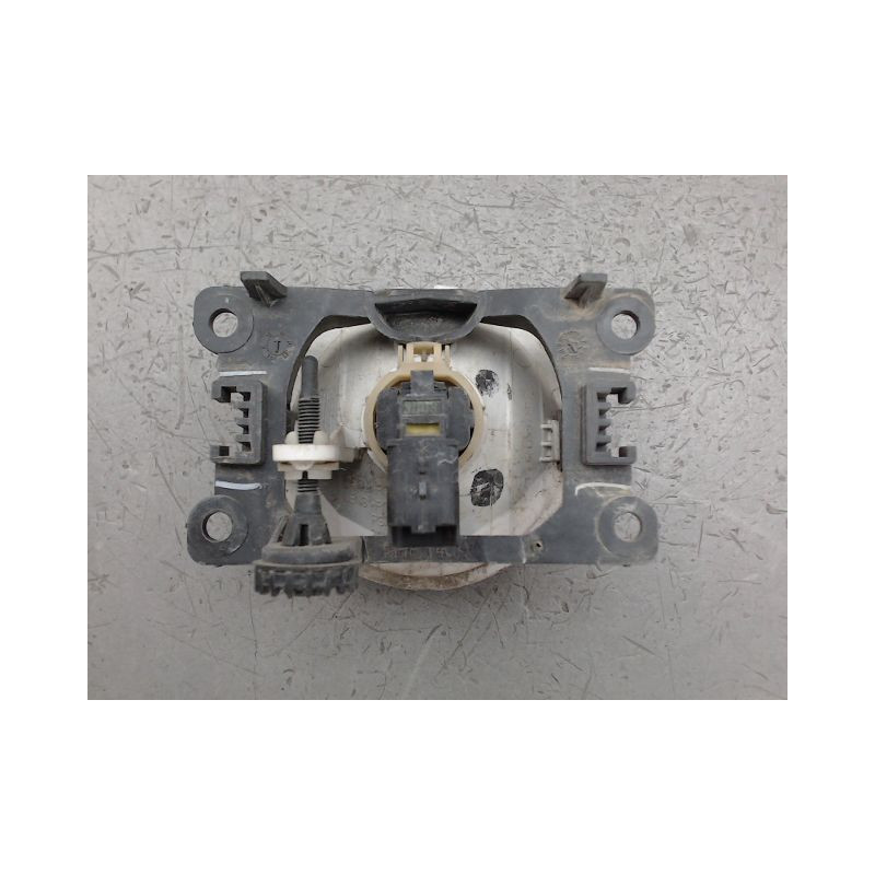 PHARE ANTIBROUILLARD AVANT DROIT PEUGEOT 3008