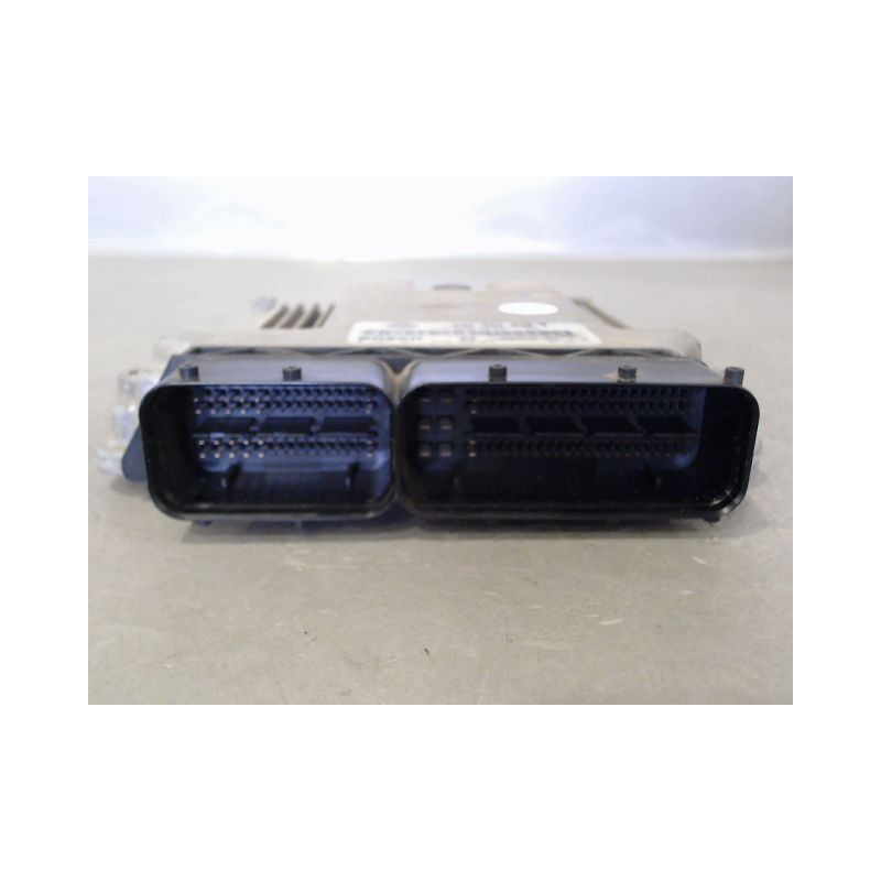 CALCULATEUR MOTEUR VOLKSWAGEN GOLF