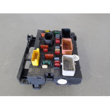 BOITE A FUSIBLES CITROEN C4