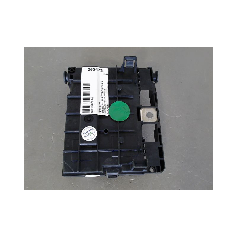 BOITE A FUSIBLES CITROEN C4