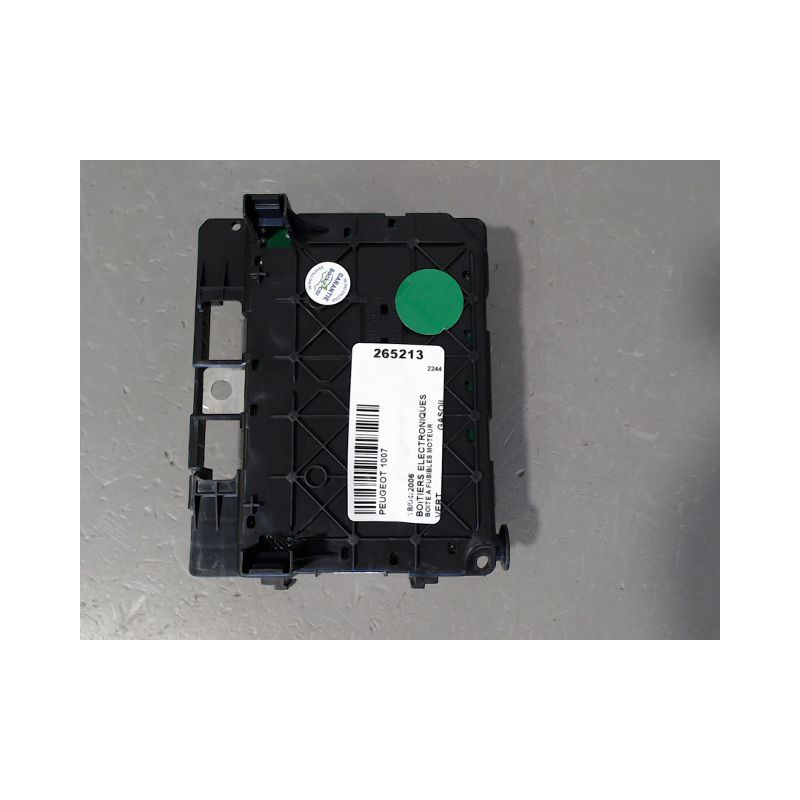 BOITE A FUSIBLES PEUGEOT 1007