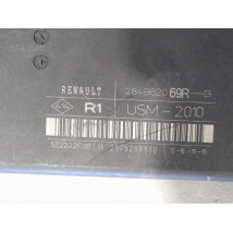 BOITE A FUSIBLES RENAULT MEGANE