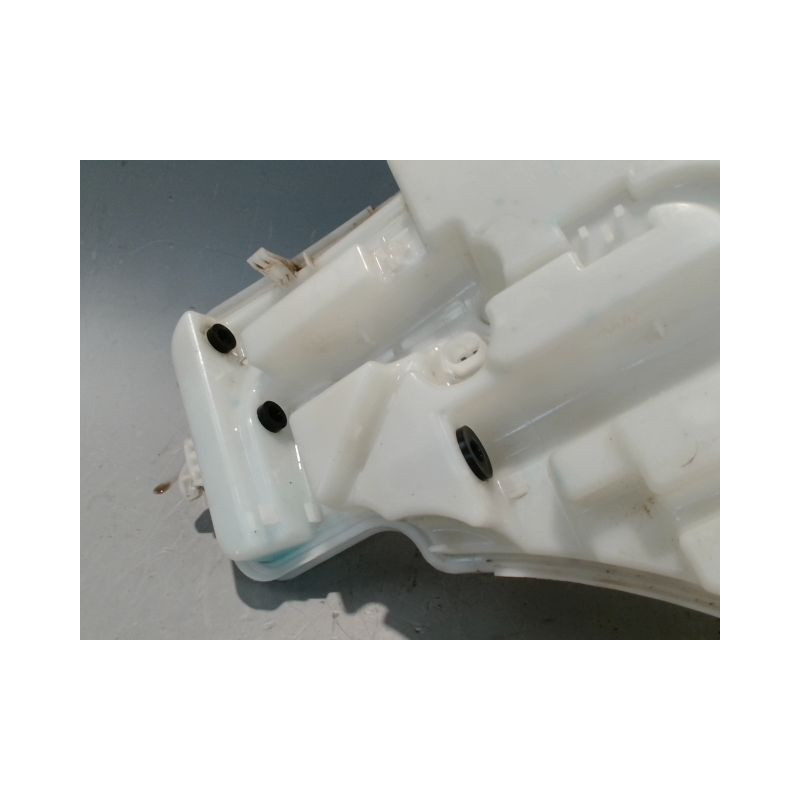 RESERVOIR LAVE-GLACE AVANT BMW SERIE 3