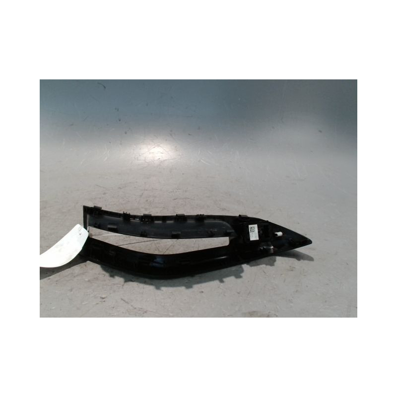 COMMANDE LEVE-GLACE PORTE AVD FORD FIESTA 2010-