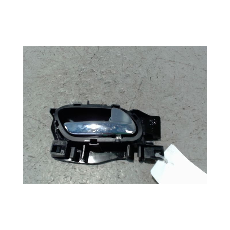 POIGNEE INTERIEURE PORTE AVANT DROIT PEUGEOT 207 2009-