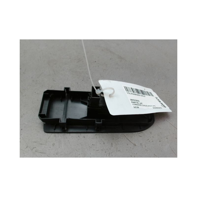 COMMANDE LEVE-GLACE PORTE AVD VOLKSWAGEN GOLF