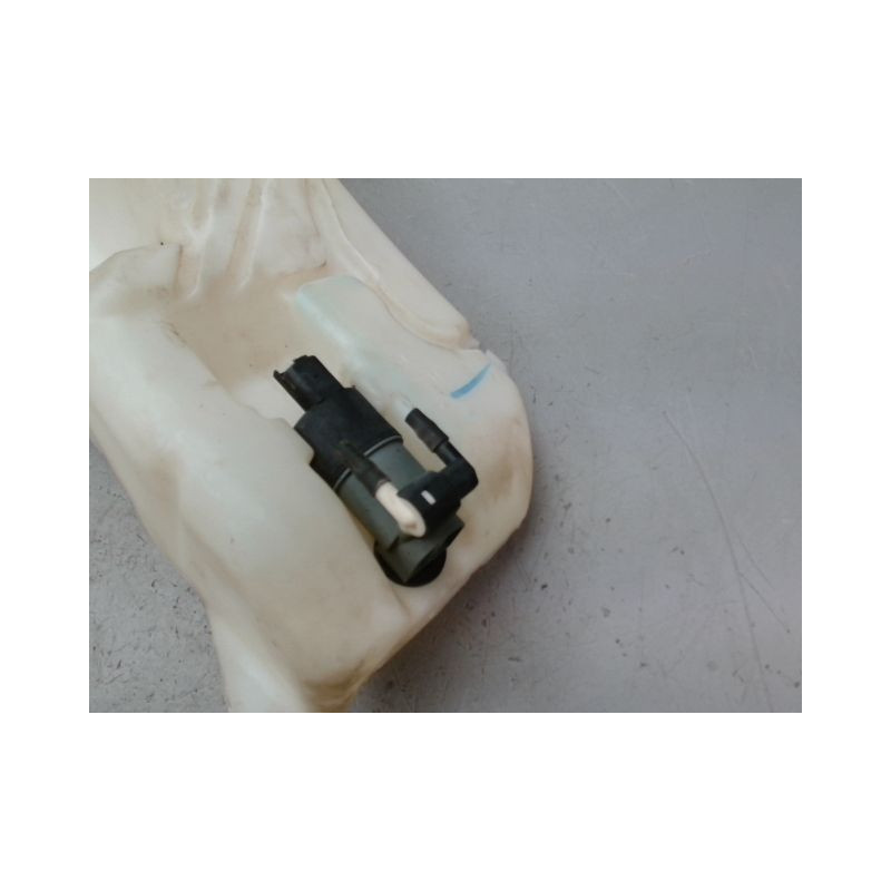 RESERVOIR LAVE-GLACE AVANT NISSAN QASHQAI BREAK I Phase 1 2007-2010