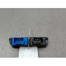 COMMANDE LEVE-GLACE PORTE AVD CITROEN C-ELYSEE