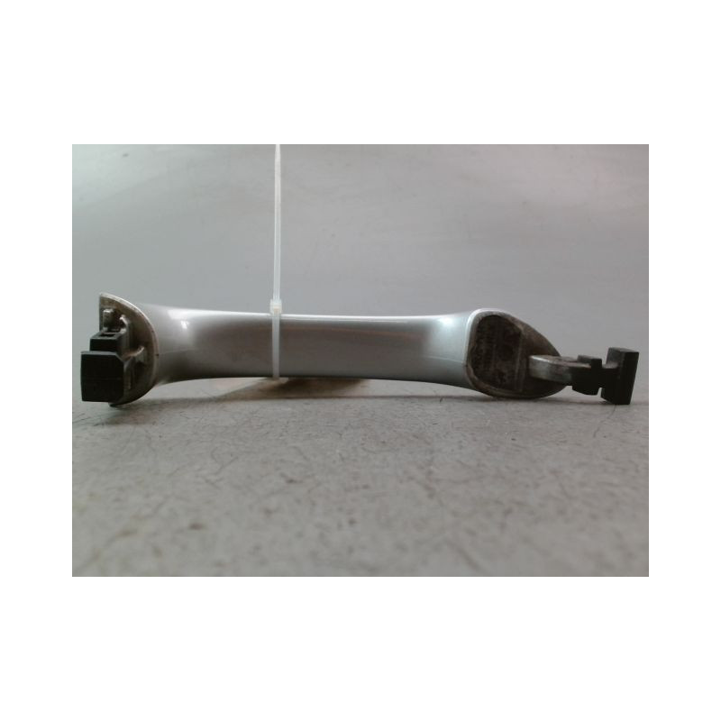 POIGNEE EXTERIEURE PORTE AVANT GAUCHE MERCEDES CLASSE B 2008-