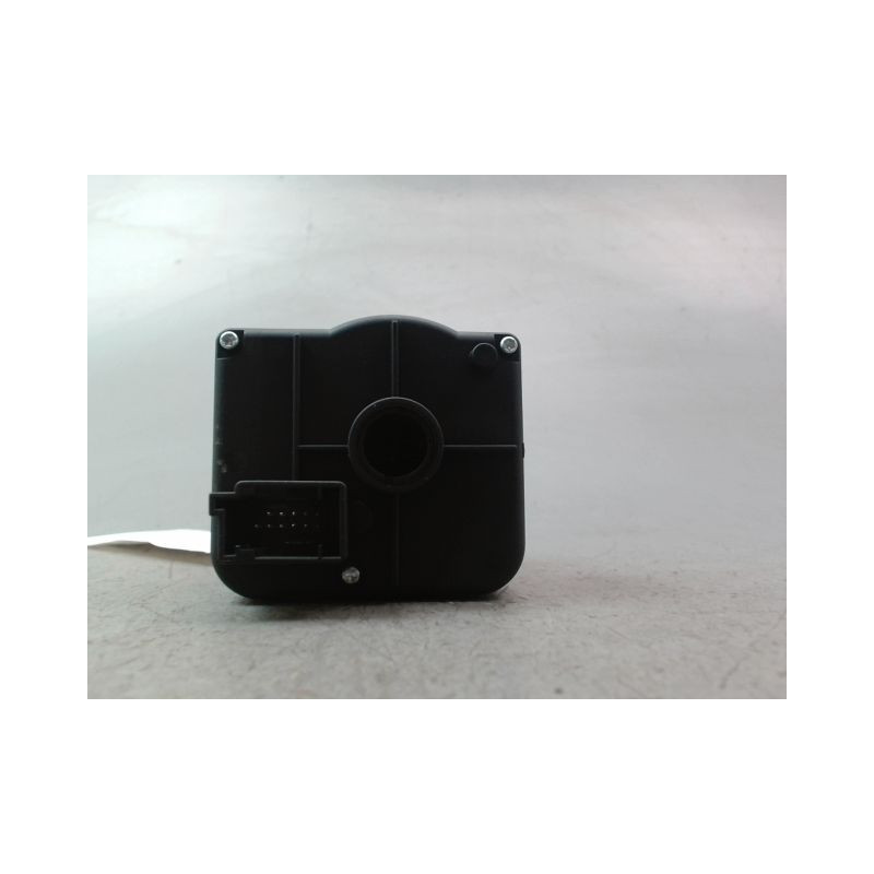 INTERIEUR COMMANDE PHARES MERCEDES CLASSE B 2008-