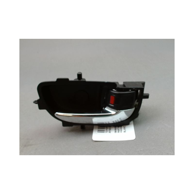 POIGNEE INTERIEURE PORTE AVANT DROIT TOYOTA AYGO 3P