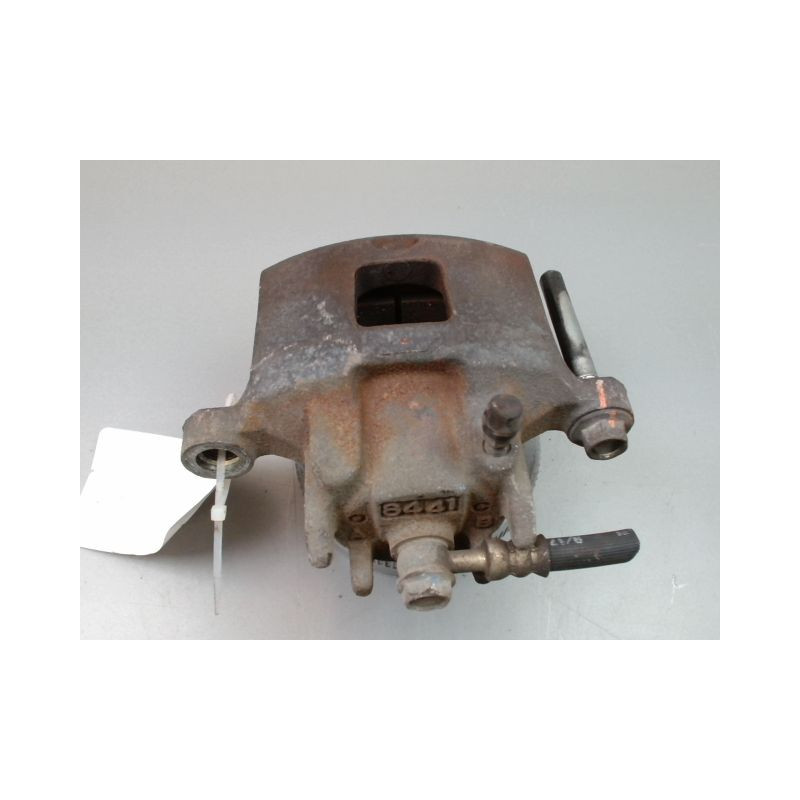 ETRIER DE FREIN AVANT DROIT MITSUBISHI SPACESTAR
