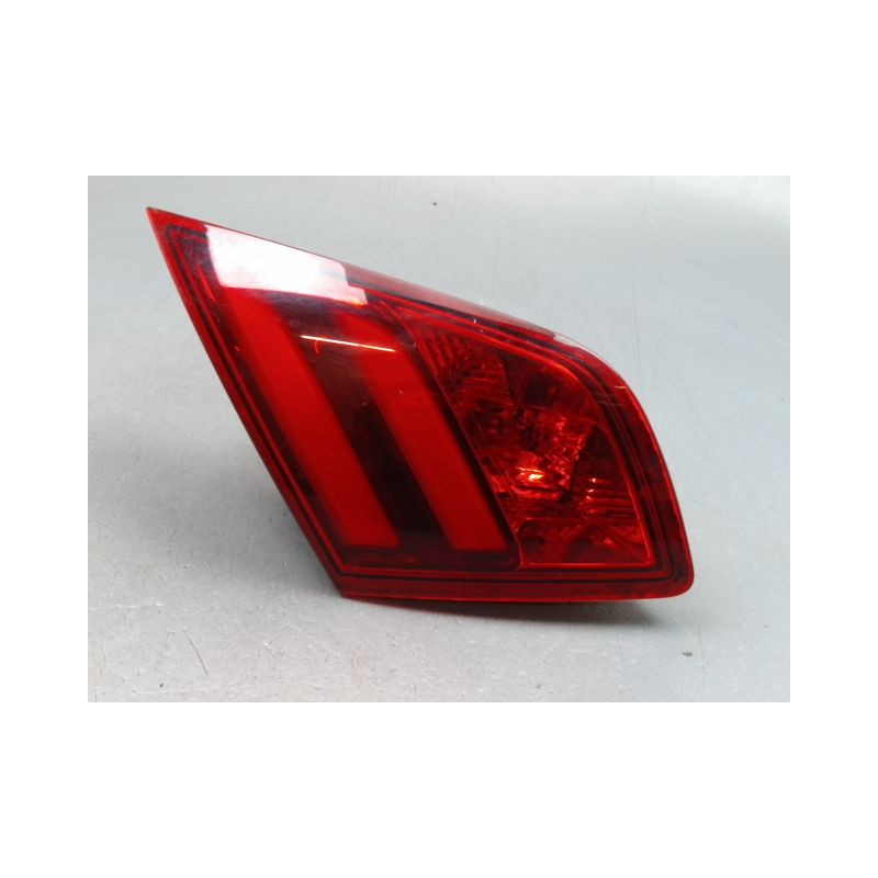 FEU ARRIERE INTERIEUR GAUCHE PEUGEOT 308 2011-