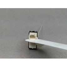 COMMANDE LEVE-GLACE PORTE AVD PEUGEOT 3008 2009-