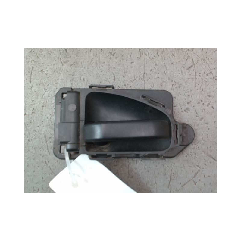 POIGNEE INTERIEURE PORTE AVANT GAUCHE CITROEN SAXO Phase 1 1996-1999