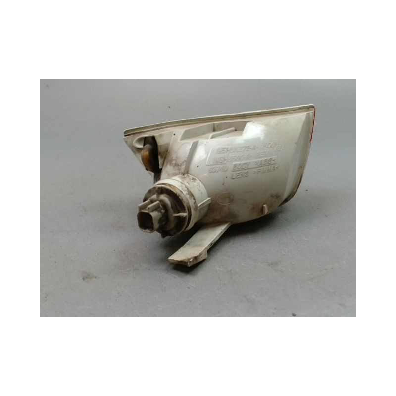 FEU DE PARE-CHOC ARRIERE DROIT FORD FOCUS I 1998-2004