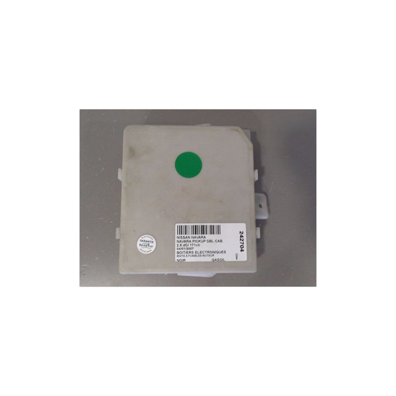 BOITE A FUSIBLES NISSAN NAVARA PICKUP DBL CAB. 05-10