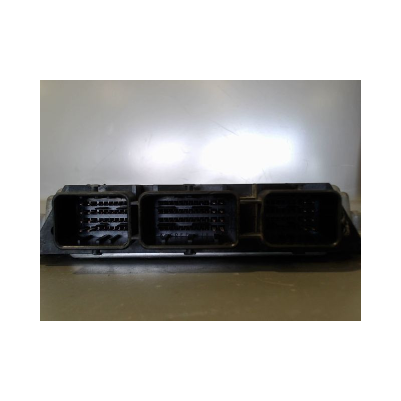 CALCULATEUR MOTEUR PEUGEOT PARTNER